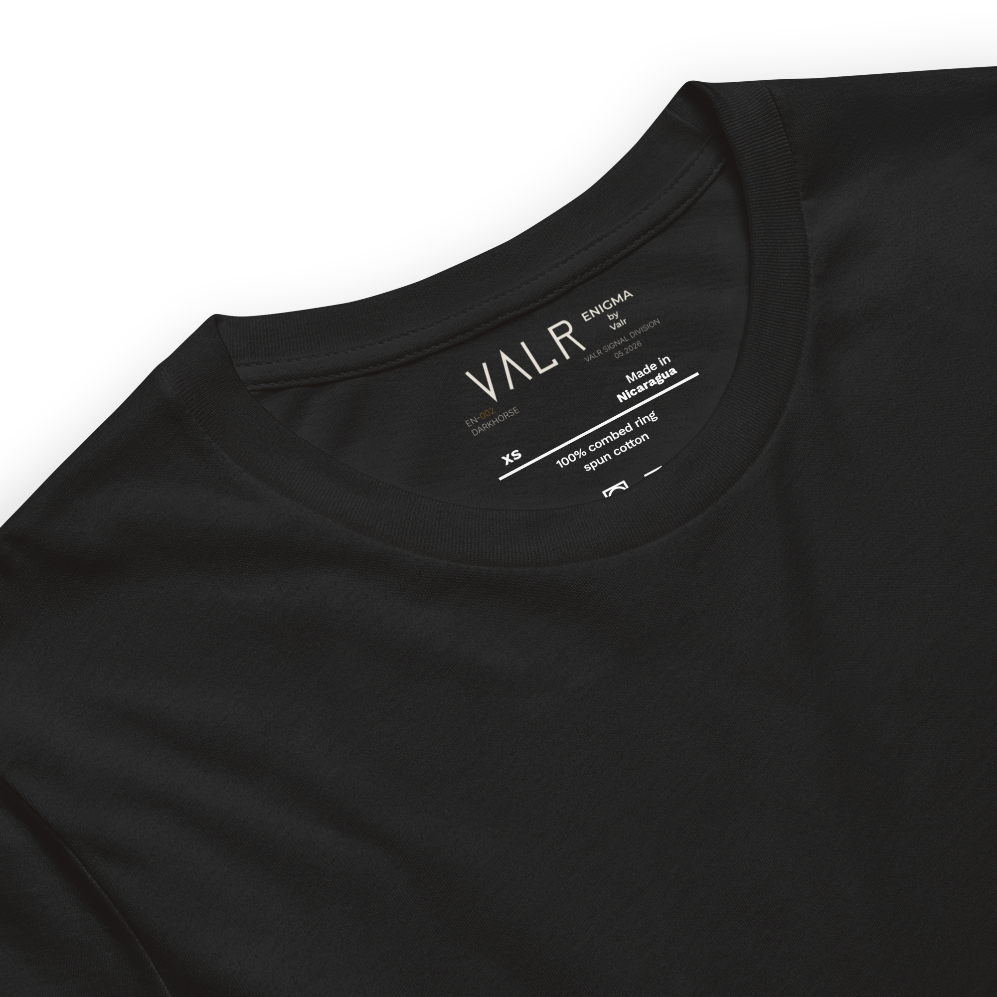 EN-002 detail — fabric close-up (Archive Black)